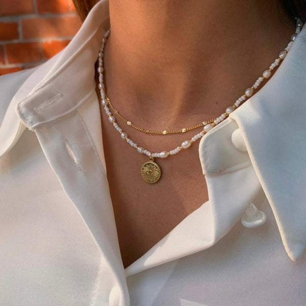 Solar Pendant Pearl Necklace